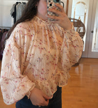 Load image into Gallery viewer, Floral Mock Neck Blouse
