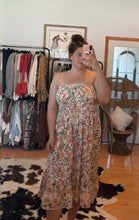 Load image into Gallery viewer, Convertible Floral Skirt

