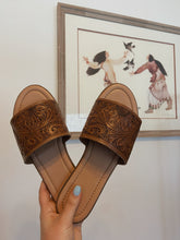 Load image into Gallery viewer, Sunflower Leather Sandals
