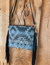 Load image into Gallery viewer, Emily Crossbody Bag
